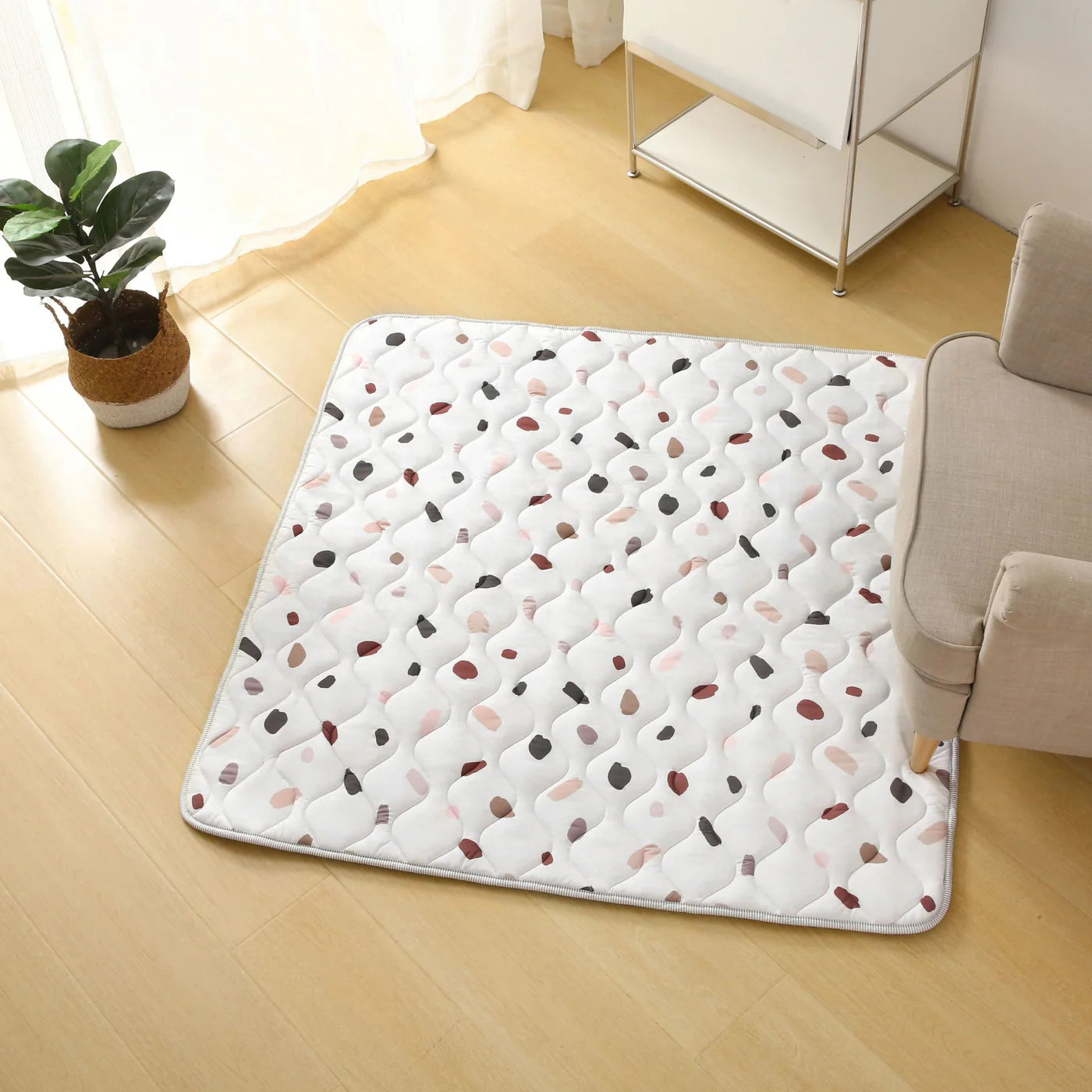 Quilted Leikmotta - Confetti 127/127cm - FORPÖNTUN