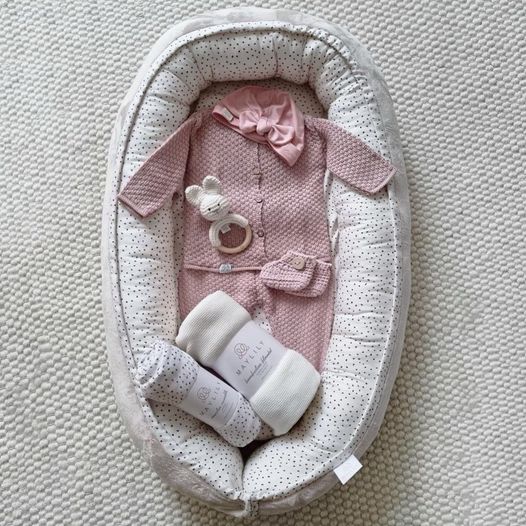 Handprjónað Ungbarnasett úr bambus - Dusty pink