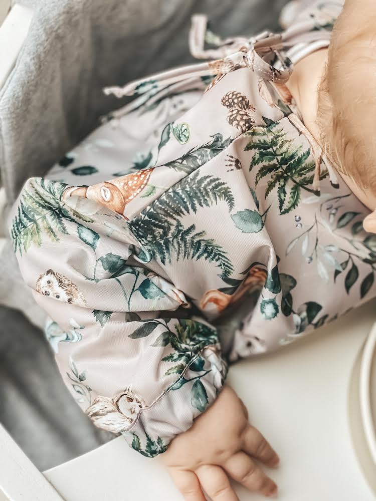 Matarsmekkur með ermum - Animals Garden Light