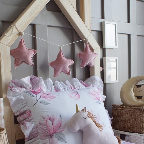 Velvet Star Garland  - Pink