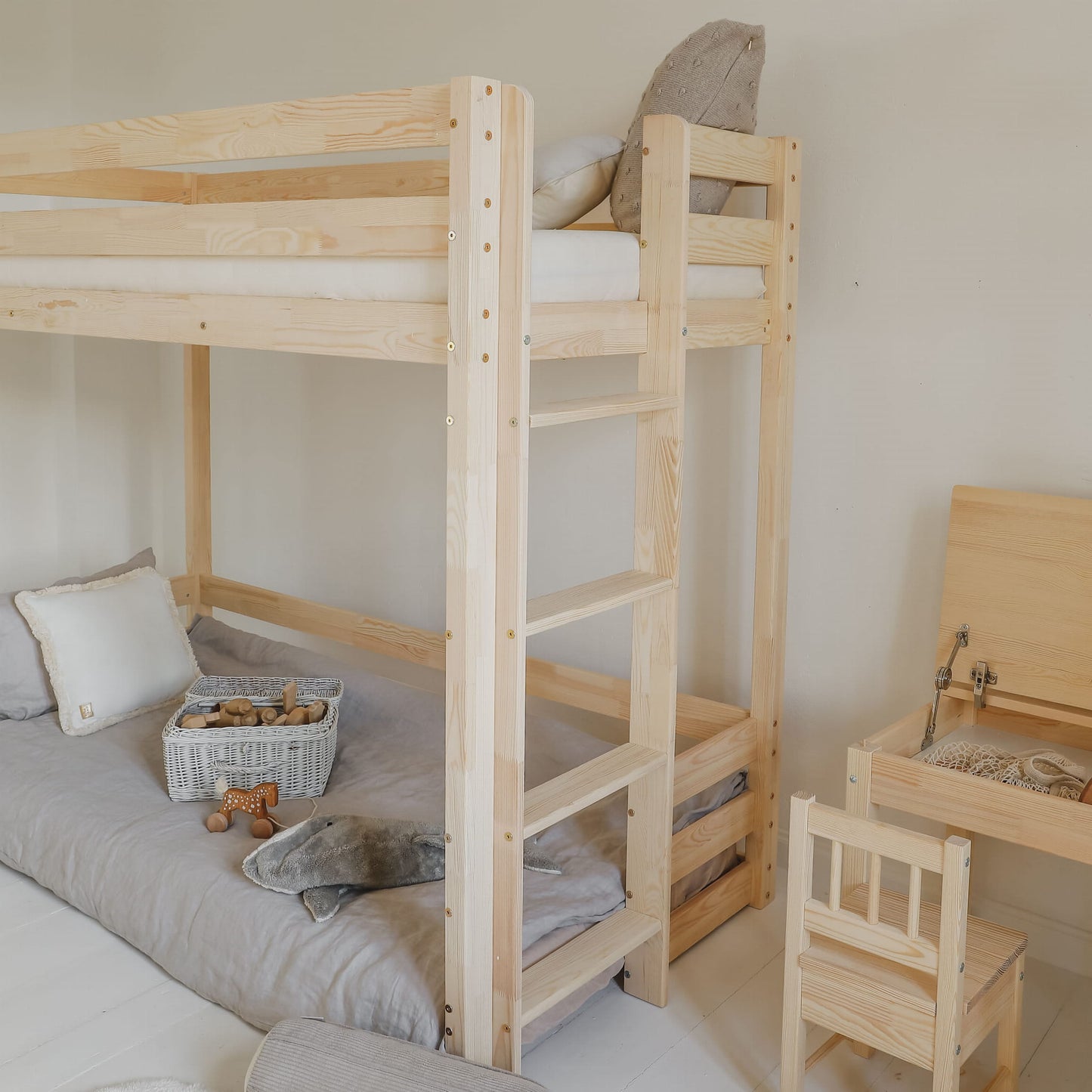 Basic Bunk Bed Natural