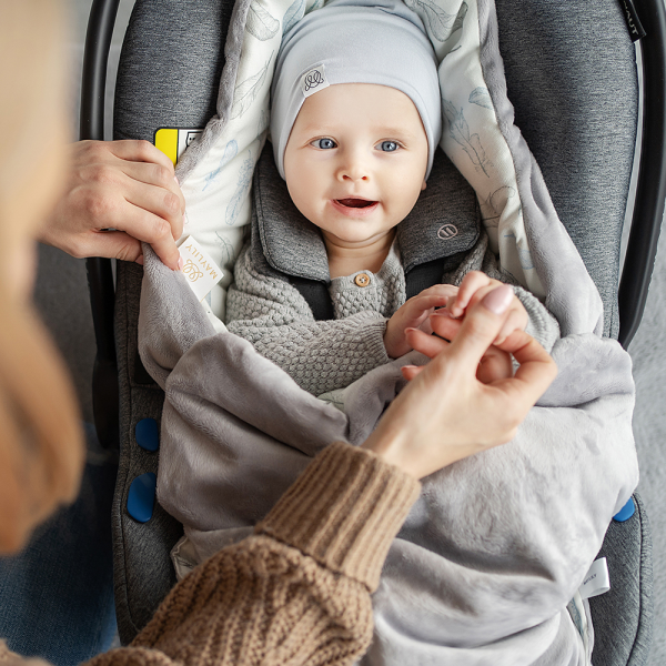 Bílstólateppi Kangaroo úr bambus - Paradise Birds Silver