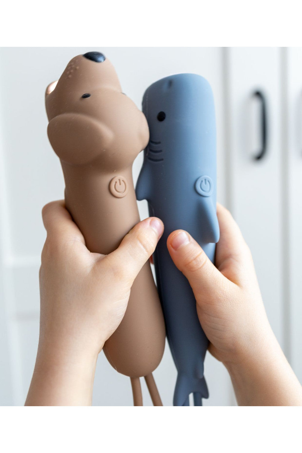 Sílikon Vasaljós USB Rechargable - Sharky
