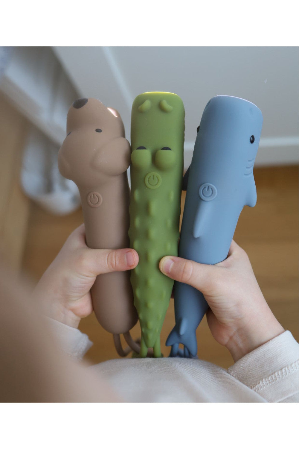 Sílikon Vasaljós USB Rechargable - Sharky