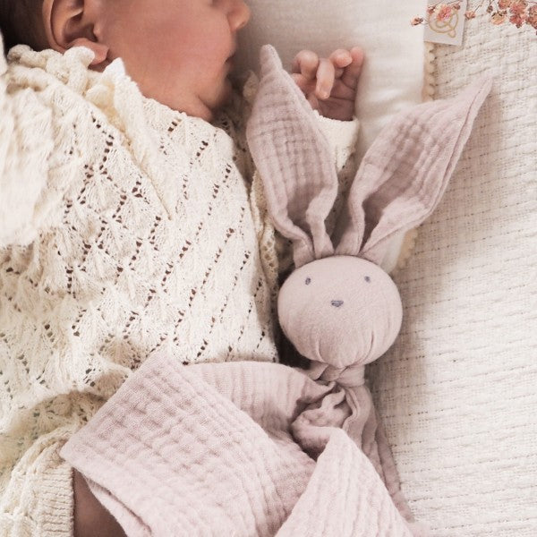 Kúruklútur - DouDou Bunny Gray 45 cm