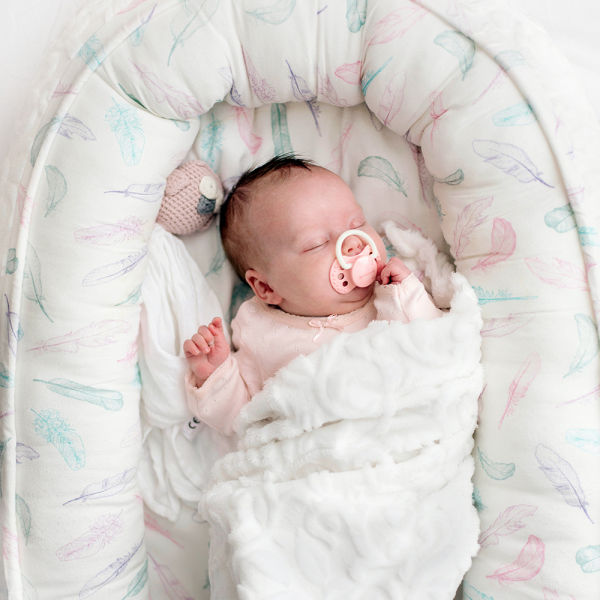 Bambus Ungbarnahreiður Deluxe - White Fawns