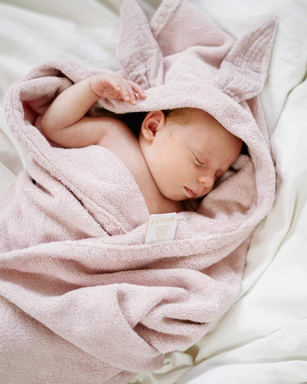 Ungbarnahandklæði úr bambus með hettu - BUNNY Blush Pink