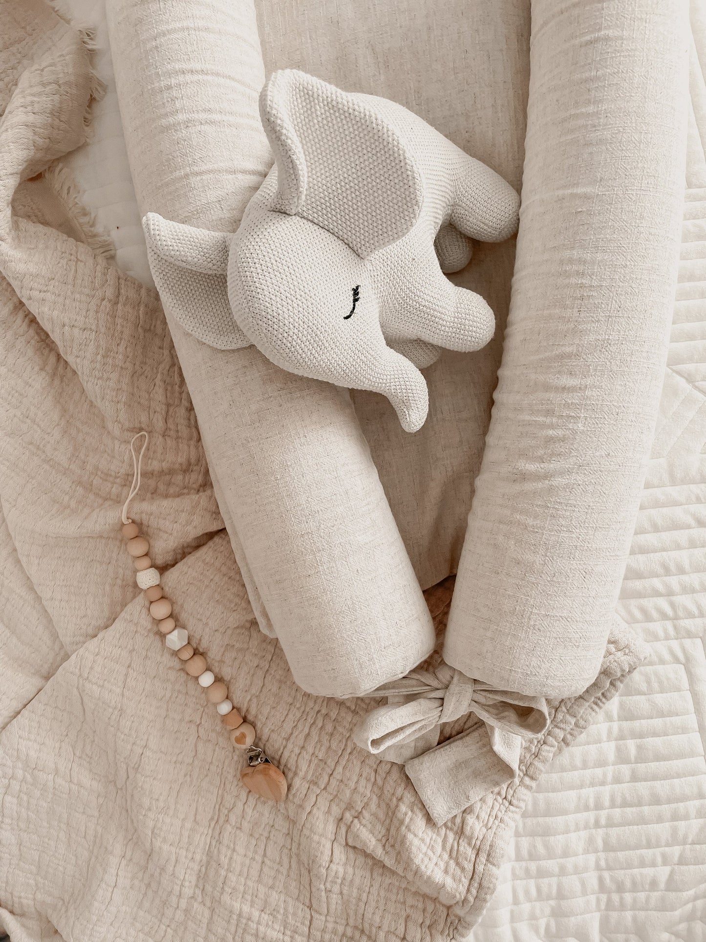 Ungbarnahreiður 2in1 - Sepia Rose