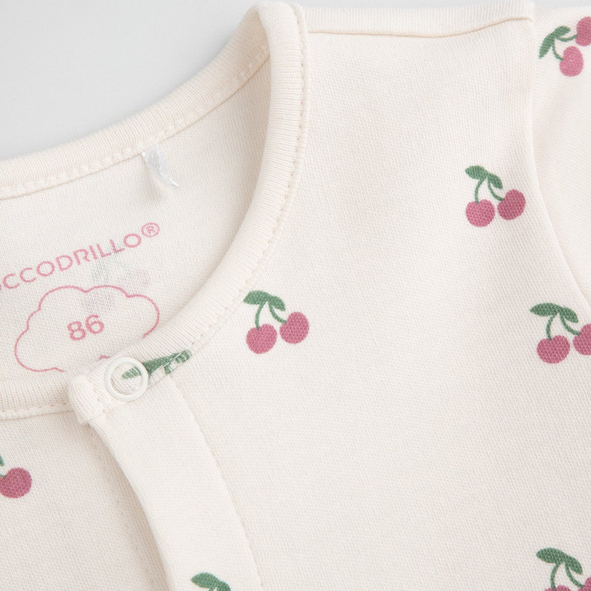 Náttgalli með sokkum - Ecri Cherries