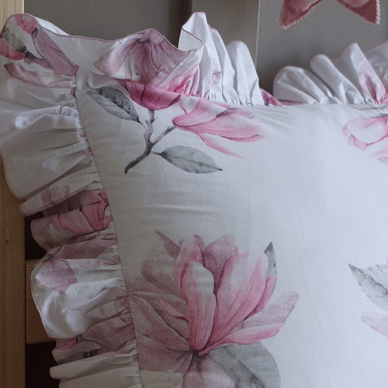 Rúmföt - Magnolia Frills 135x100cm & 200x140cm