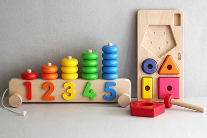 Staflturn - Pyramid on the wheels