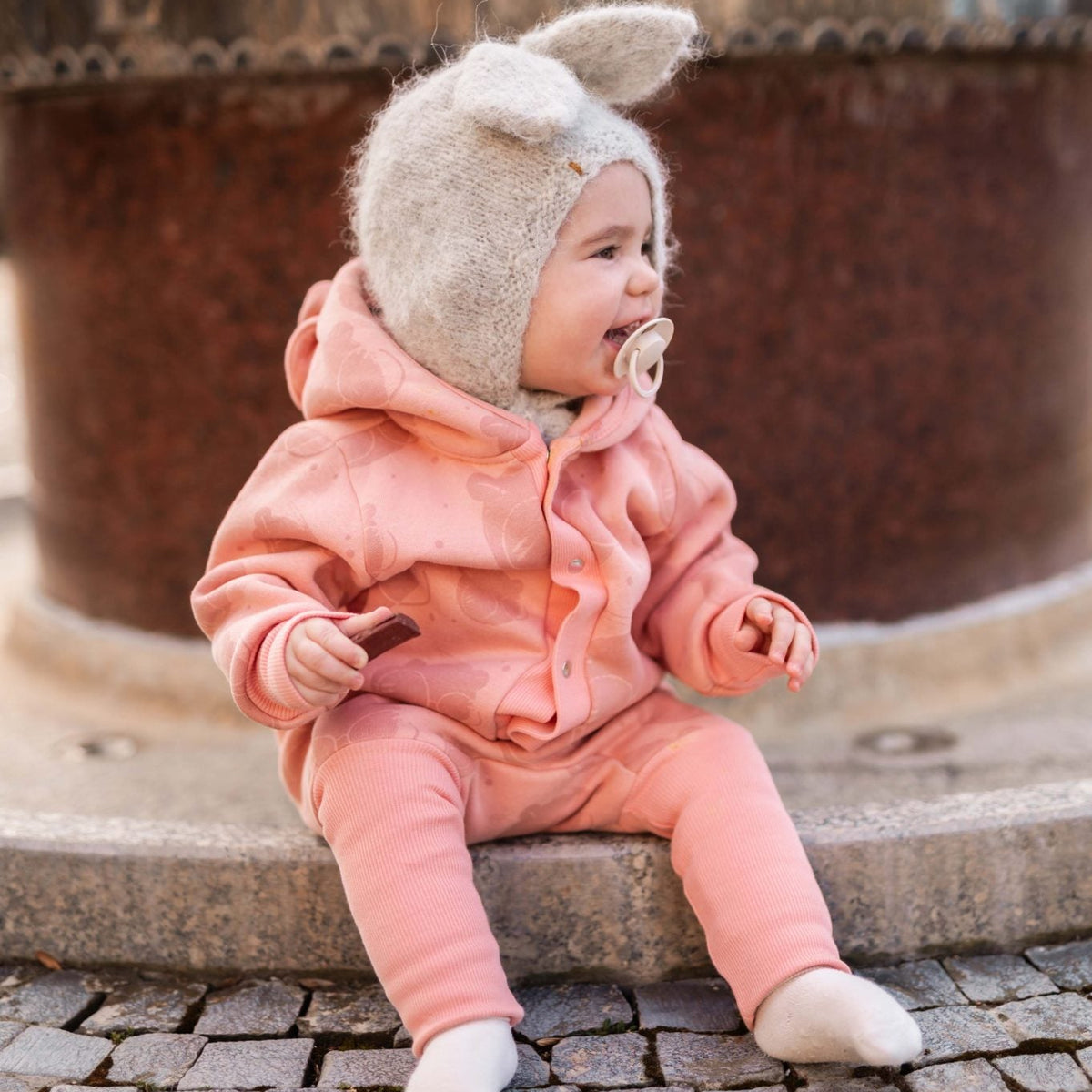 Heilgalli með eyrum - Bear with Glasses Pink